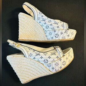Louis Vuitton Monogram White Tan and Blue Wedges